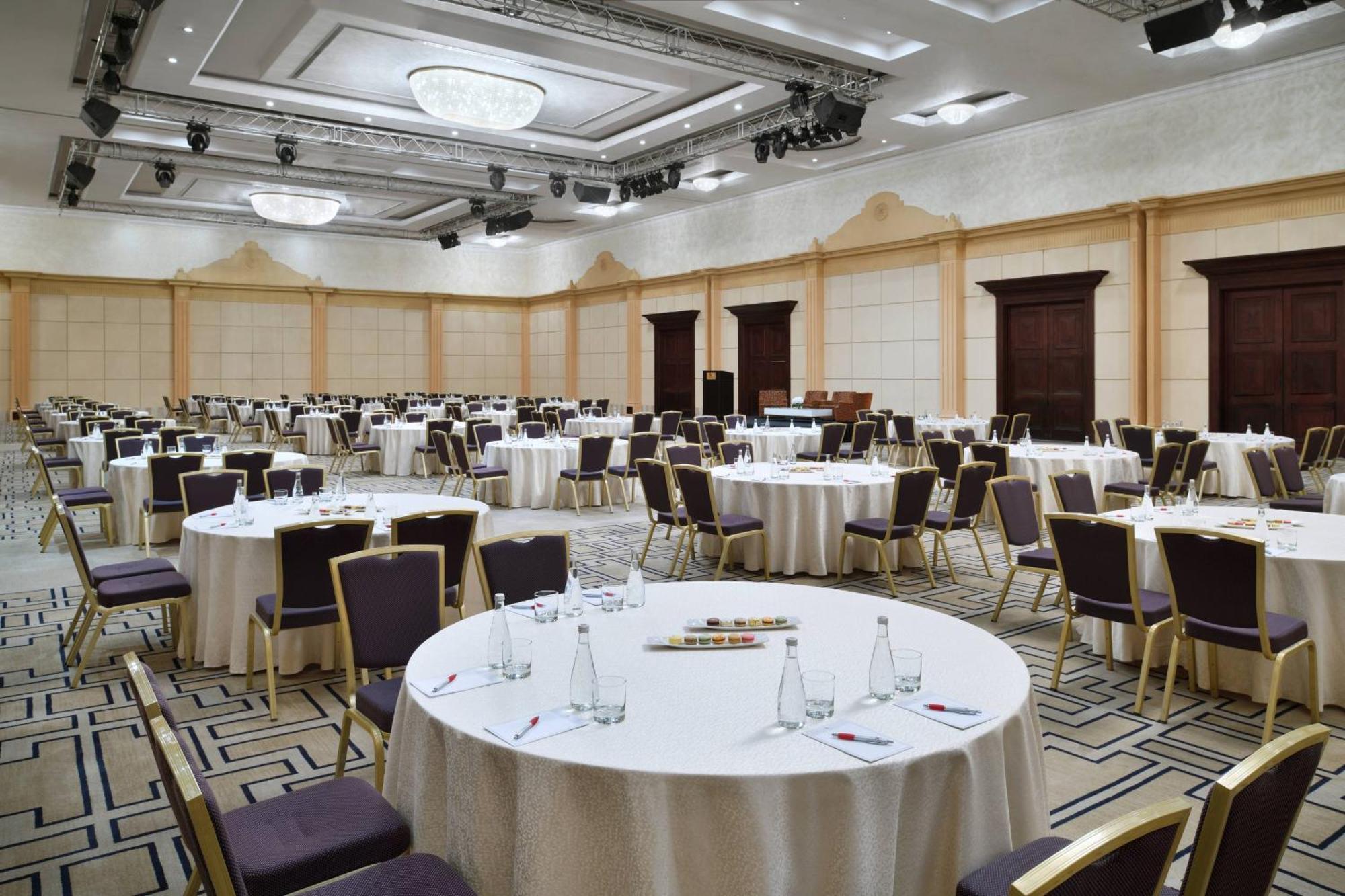 Marriott Hotel 5*